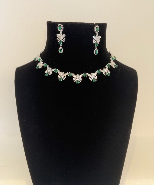 Gaea Diamond & Emerald Set