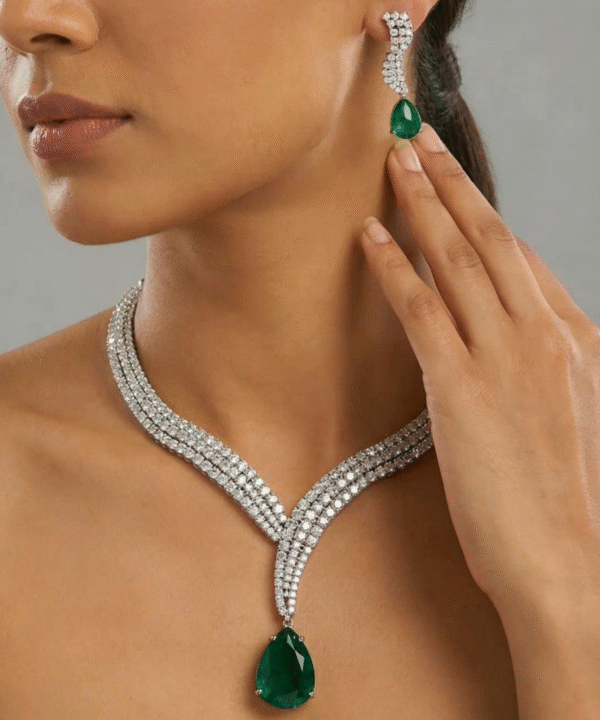 Victoria Diamond & Emerald Set